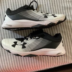 UA Men’s size 14 sneakers